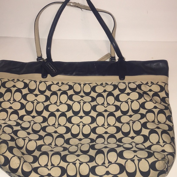 Coach Handbags - Coach bag